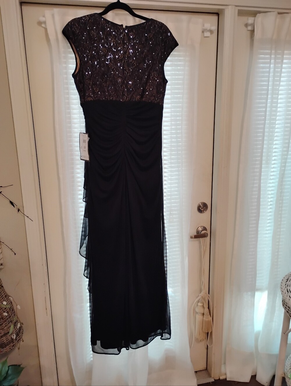 Elegant Navy Formal Gown Cap-Sleeve Evening Dress